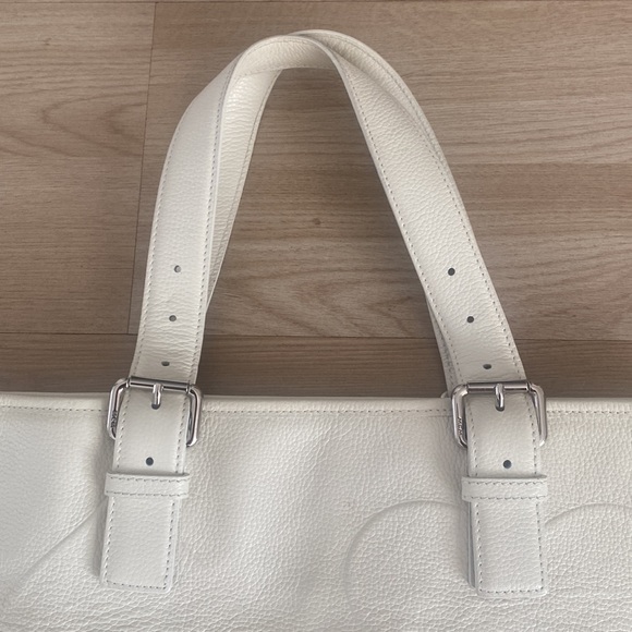 MCM White Leather Suits Tote Bag - Like New - Picture 3 of 10